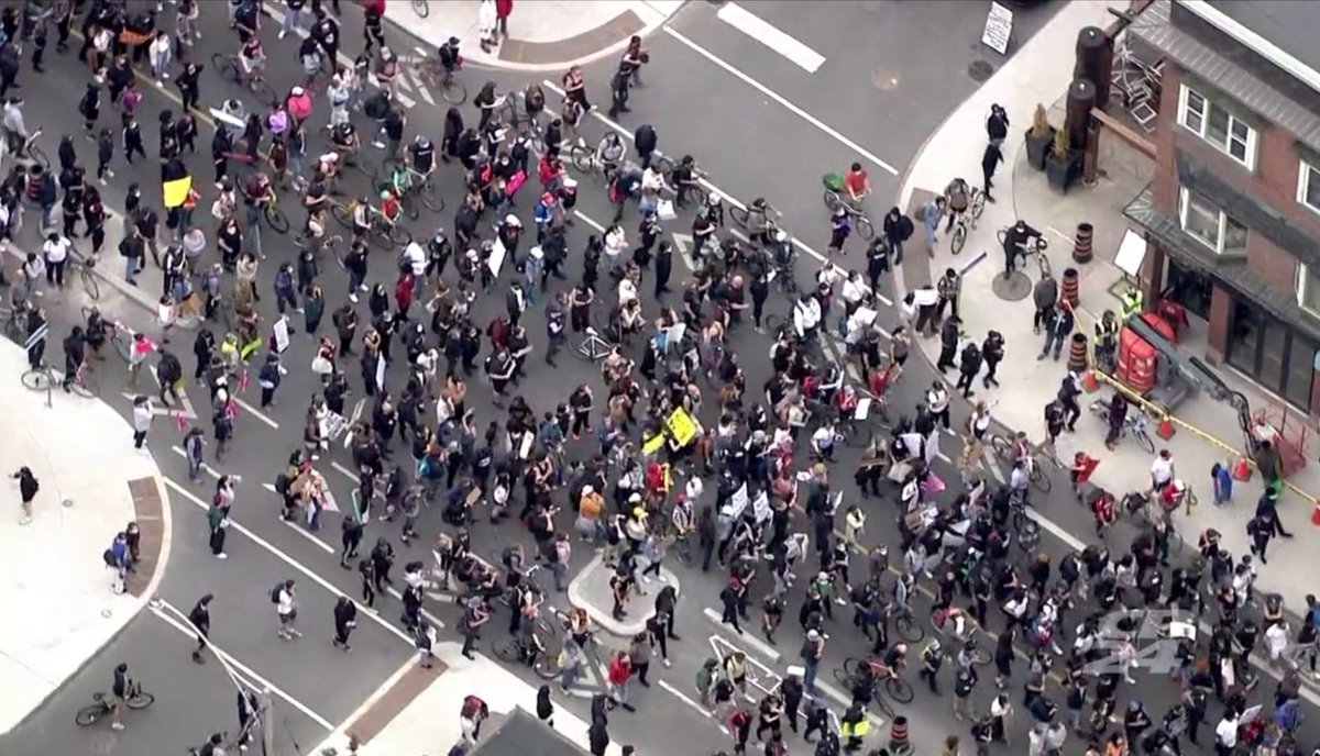HAPPENING NOW: #TORONTO Anti Racism March. #protests #racism #RacismHasNoPlaceInCanada #NEWS #torontoprotest