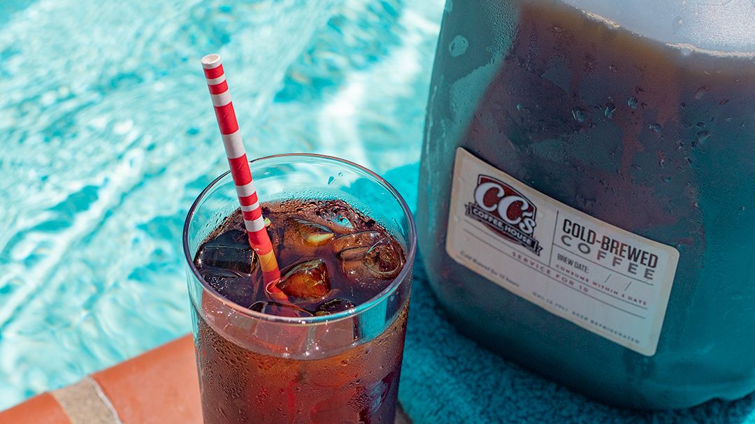 CCsCoffeehouse's tweet photo. Sippin' #poolside with CC's Cold Brew. ⛱ #ccscoffee https://t.co/qcxkfCOnmo