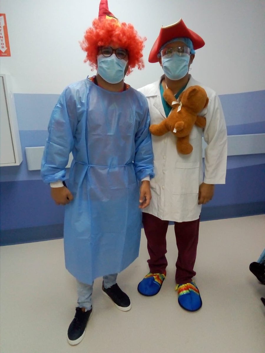 FUNDANIQUEM's tweet photo. Apoyo psicológico a los pacientes y familiares antes de cirugía. #fundaniquem 🇭🇳 #porlavidadelniñoquemado 😇 https://t.co/qFucCM5Ozt