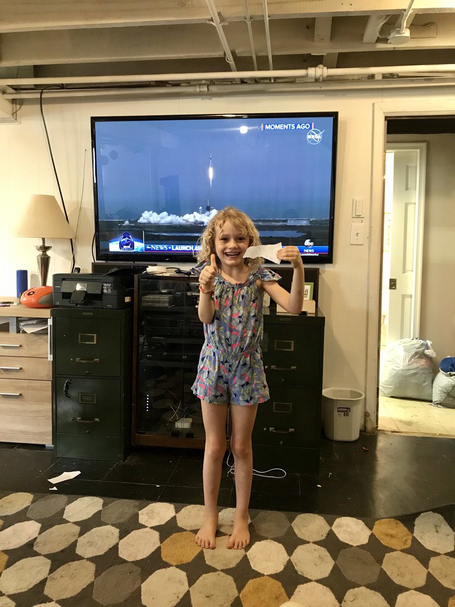 tinyacrobats tweet picture