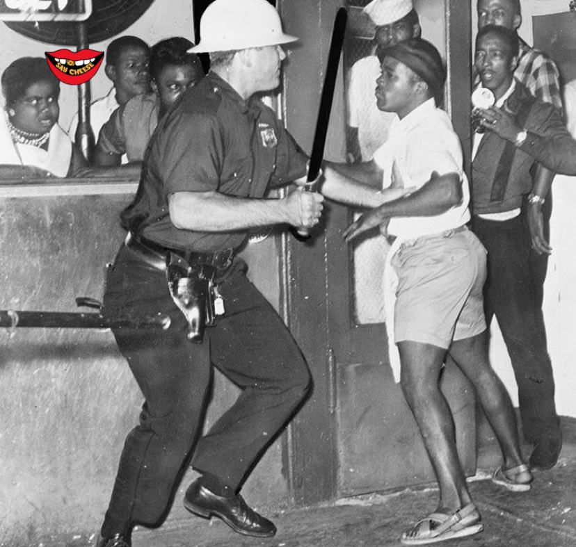 SaycheeseDGTL's tweet photo. Lil Uzi Vert spotted in the 1950’s fighting for justice! ✊🏾 https://t.co/9kgotajkA1
