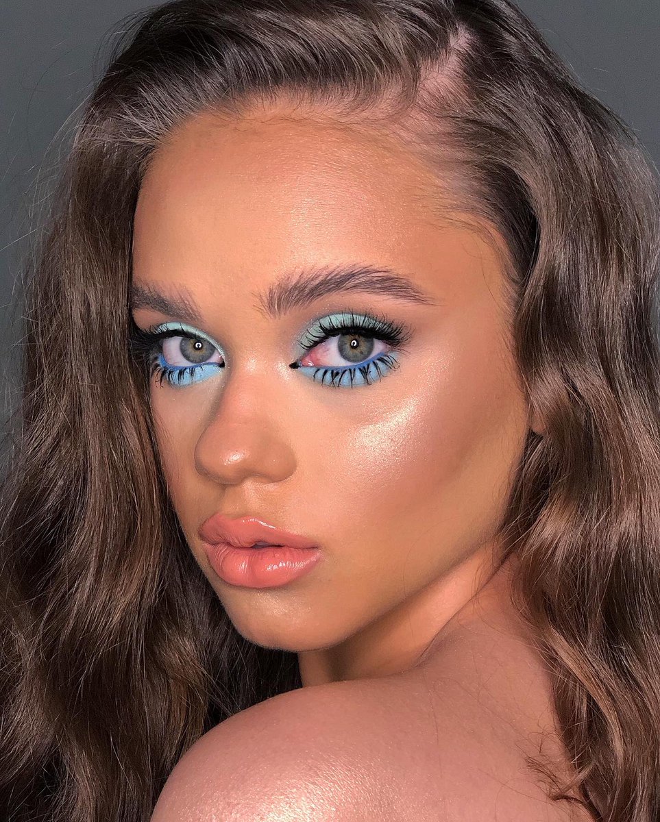 stoicadidi's tweet photo. @ABHcosmetics getting noticed by ABH *blushes* @ABHcosmetics https://t.co/Laxb7zYF38