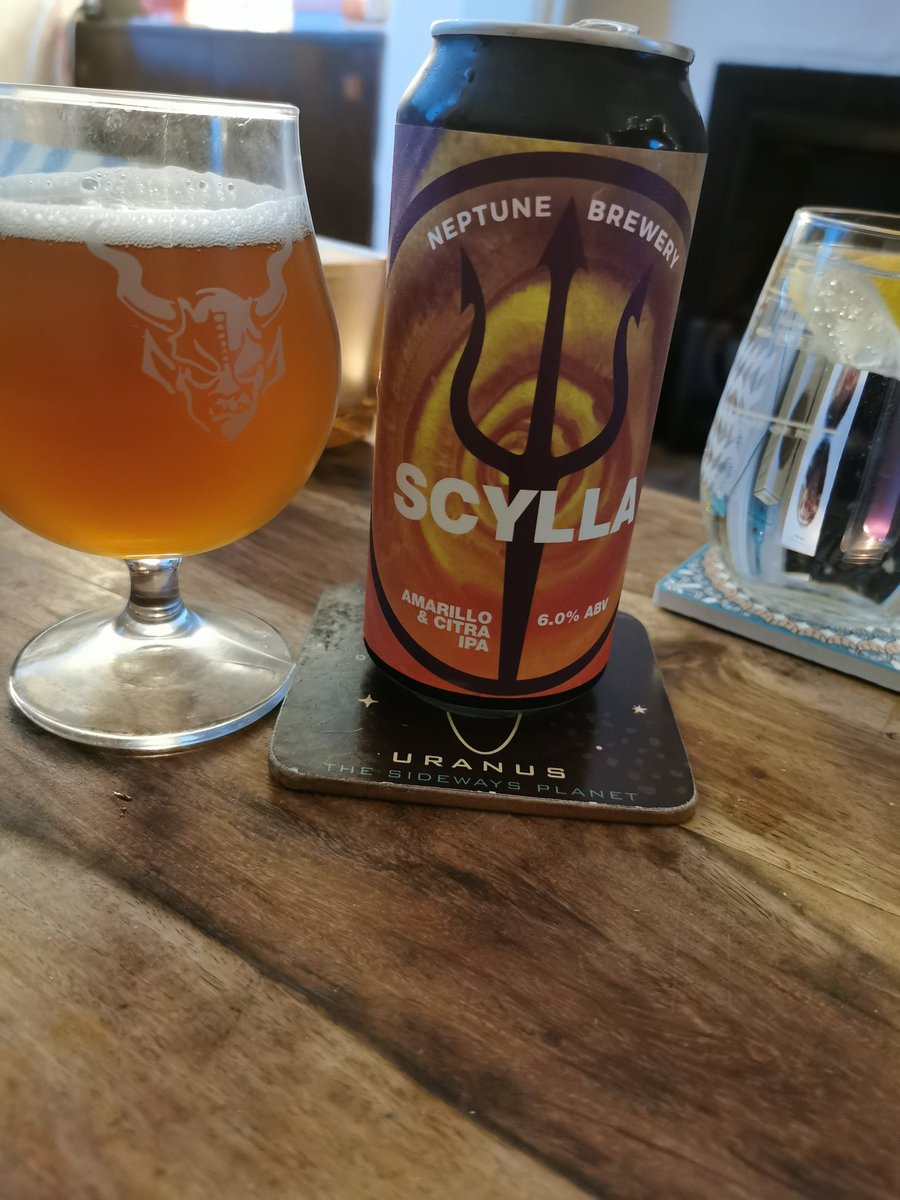 WilsonWilsov's tweet image. Cilla next for me. Ace! #livebeerpub