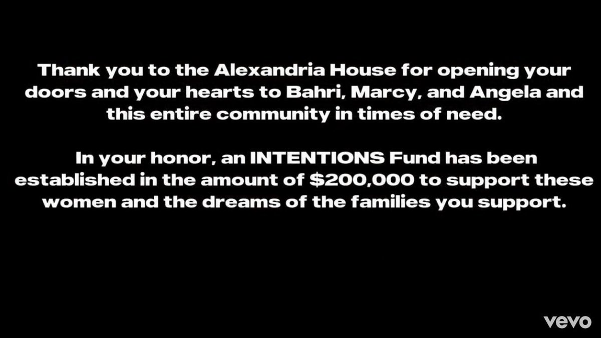 sua história. Eles também doaram $200,000 e criaram um fundo chamado INTENTIONS, para que pessoas pudessem doar, o resultado está no tuíte abaixo 