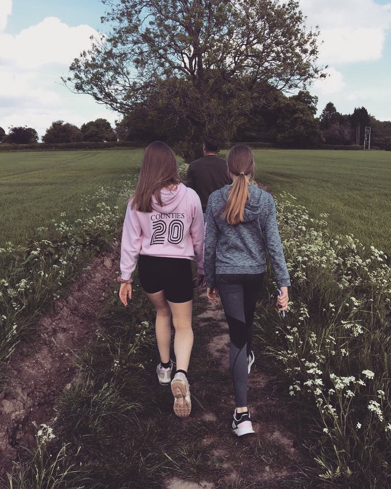 CoppenElla's tweet photo. Still don’t understand how someone 4 years younger is now a similar height to me 😂😭 @Immy28552467 https://t.co/ENCg00fWvV