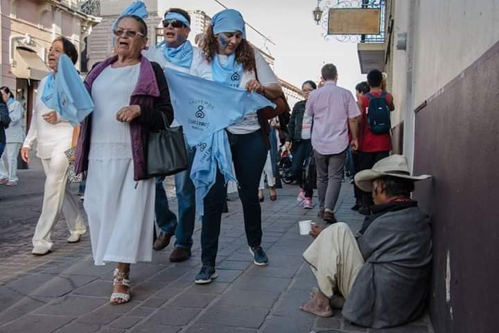 PodemosPueblo's tweet photo. Qué sentimiento te producen los Pro-Vida de Guanajuato? https://t.co/0YEZROmHgN