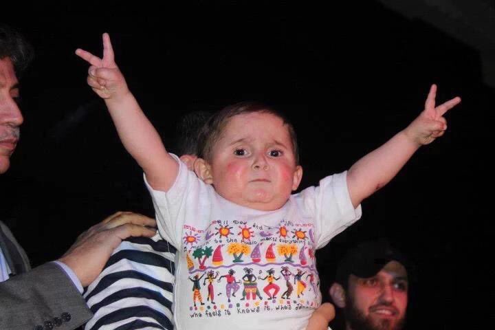 Themka213's tweet photo. Party it's too lit https://t.co/uhL6kDRUtS