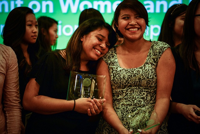 ruthef's tweet image. I&apos;m proud to serve as the &apos;Career Fairy Godmother&apos; of the @NCWITAIC community! This photo is one of my favorites that truly shows the sense of belonging &amp;amp; pride this program brings for #womxnintech 🙌🏽🙌🏽Congratulations to the #NCWITAiC20 awardees! So happy to meet you!