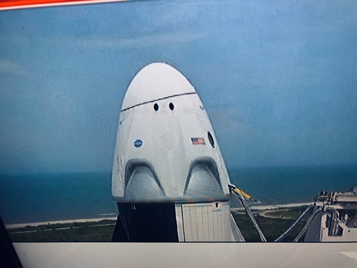 ryanbeatty666's tweet photo. You’re joking right? Tell me you’re joking.... omg. I wish I knew how to turn off replies... omg. Here it comes.
I’m just pointing out that this is clearly a joke. And the rocket looks like a cock.
#FE #FlatEarth #notaball https://t.co/FoV2lfVxwA