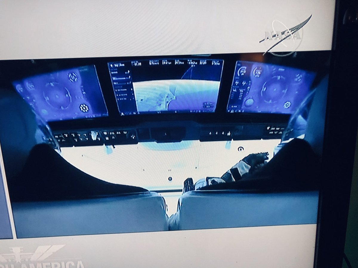 ryanbeatty666's tweet photo. You’re joking right? Tell me you’re joking.... omg. I wish I knew how to turn off replies... omg. Here it comes.
I’m just pointing out that this is clearly a joke. And the rocket looks like a cock.
#FE #FlatEarth #notaball https://t.co/FoV2lfVxwA