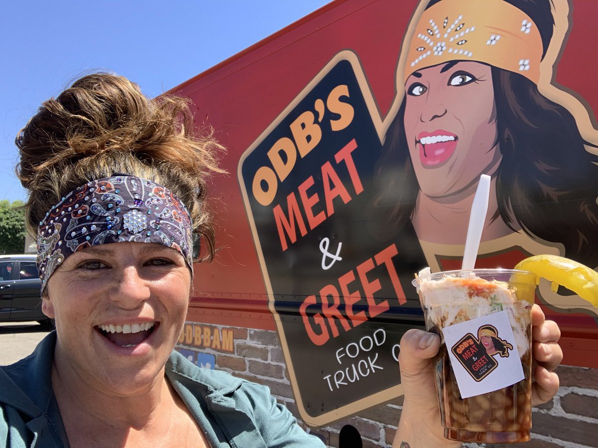 theodbbam's tweet photo. My #1 seller Meat N A Cup. Double deez...... #mnfoodtrucks #bbq #foodporn #foodtrucknation #foodtruck #porku https://t.co/UfsvqXMljQ