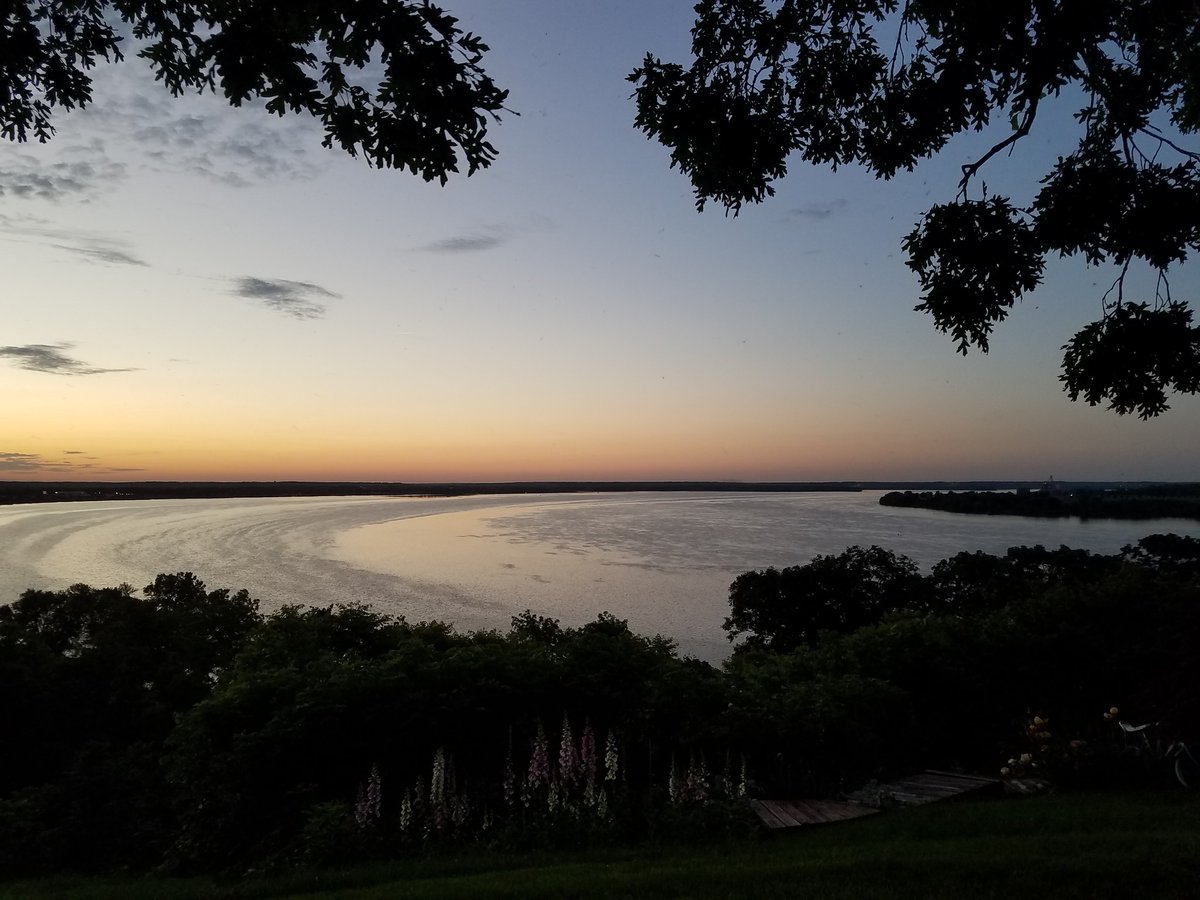 CyCub06's tweet image. A slice of Paradise