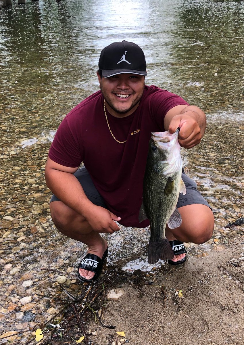 esai_longoria's tweet photo. 🐷🎣 https://t.co/VxzDi7843t