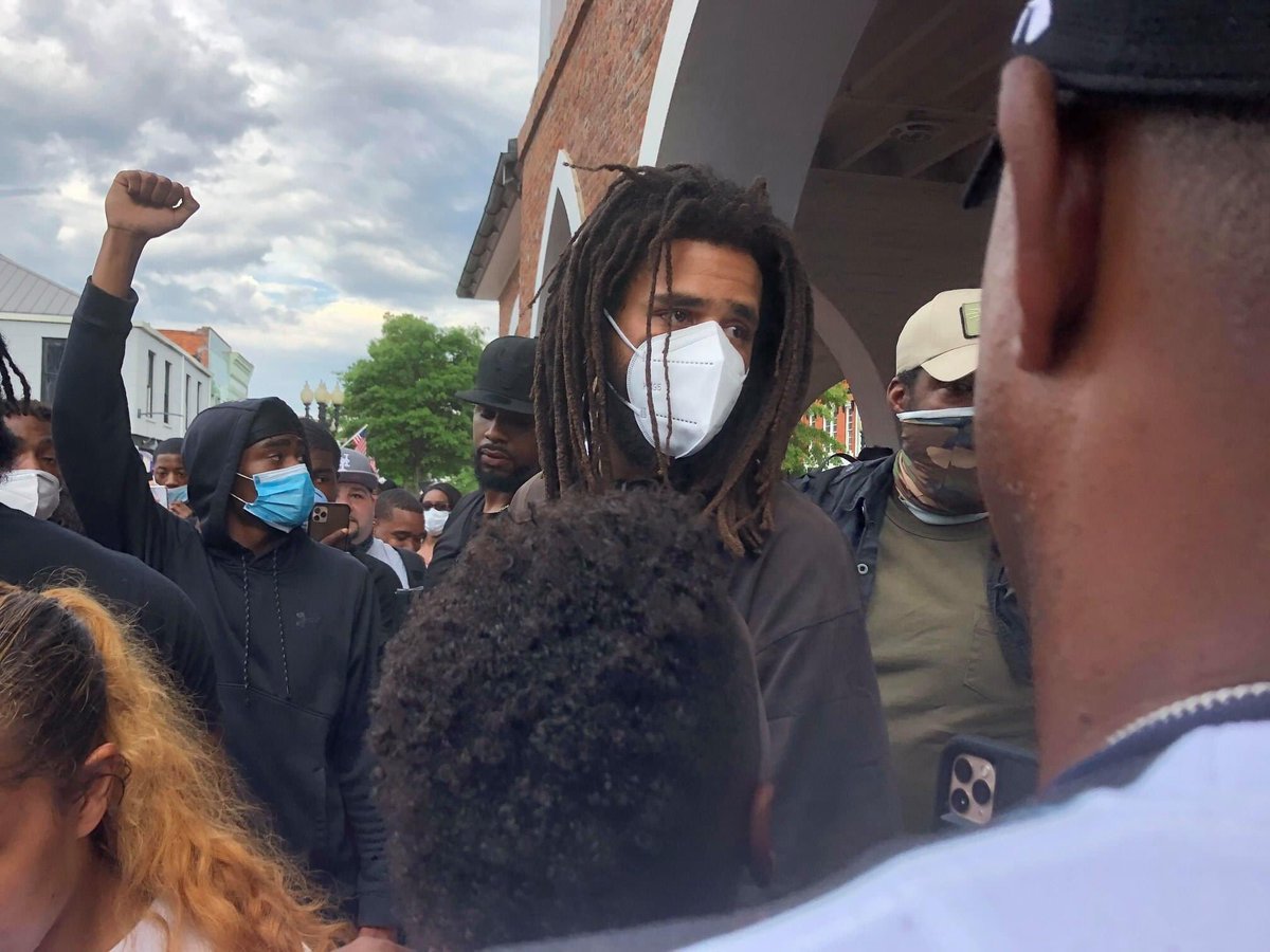 BlackySpeakz's tweet photo. J. Cole out here protesting with the people. He’s living his raps 🙏🏾 https://t.co/LseTbMUszy