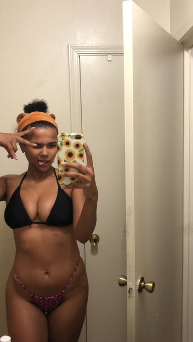 late night swim! love ya!!♡︎ https://t.co/1YcXKMmHtN<a href="/tag/mvsales"class="tags"><span>#mvsales</span></a>