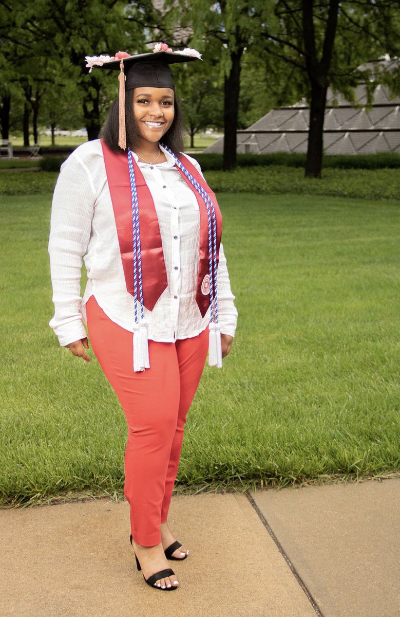 Taquasha_'s tweet image. God is within her, she will not fail; Psalm 46:5   
Bachelors Degree in Health Services Management with a minor in Health Education. I am a First Generation Student, I’ve Graduated w/ honors &amp;amp; I graduated DEBT FREE . #MBALOADING stay tuned 😊