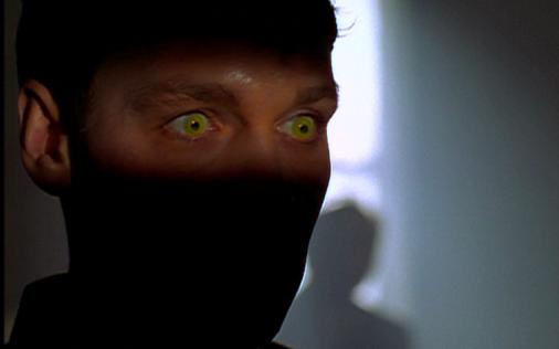 Season 1, Episode 21 - "Tooms"A really great second-part to the Eugene Victor Tooms story. Good to show how outside the context of the original episode, M&S's findings didn't really hold up in court. EVT not quite as scary now that you know what he can do though. Great episode.
