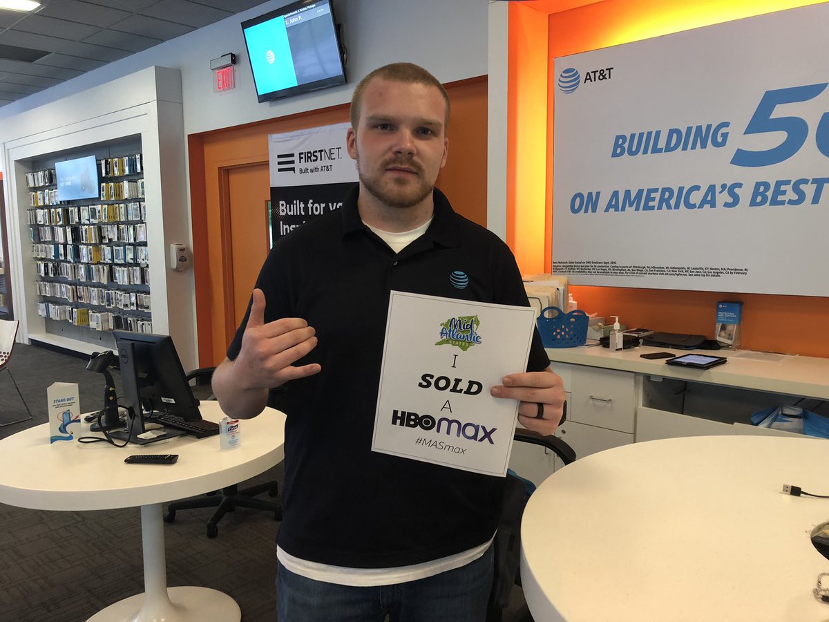 Chris showing a customer the benefits of the unlimited Elite plan and getting them hooked up with #HBOMax!!! Way to go!! @nichols304  #BeastOfTheEast @daleb1 #DawgPound #TopDawg #2020Vision  <a href="/404girl/">Betsy Francis</a>  <a href="/TeamCranberry/">Cranberry Creek</a> @cordykyle <a href="/bryantj08/">James Bryant</a>