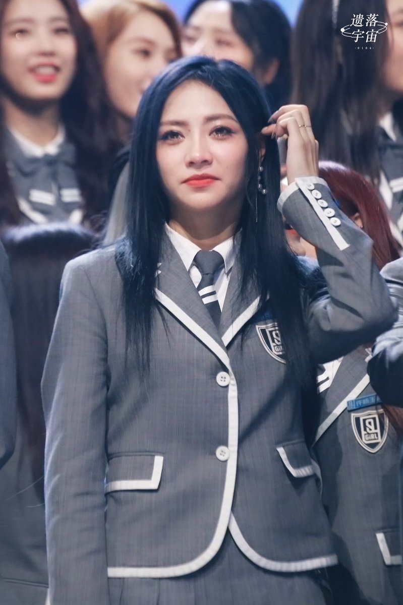 keyinbub's tweet photo. Everything went by so fast all I could say is that the Keyin Nation is proud of you😍😍 You finally made it baobei 😭😭
#XieKeyin #ShakingChloe #Shaking #KEYIN #CheerForShaking #YouthWithYou_Finale #YouthWithYou2 #qcyn2 #YouthWithYou_DebutNight #谢可寅 https://t.co/d2ifmdqt6T
