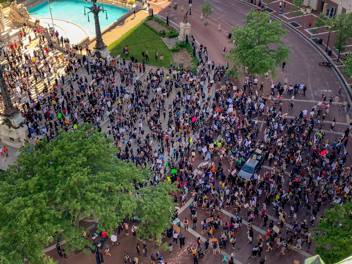 More views from up top #GeorgeFloydProtests #indyprotests <a href="/WTHRcom/">WTHR.com</a>