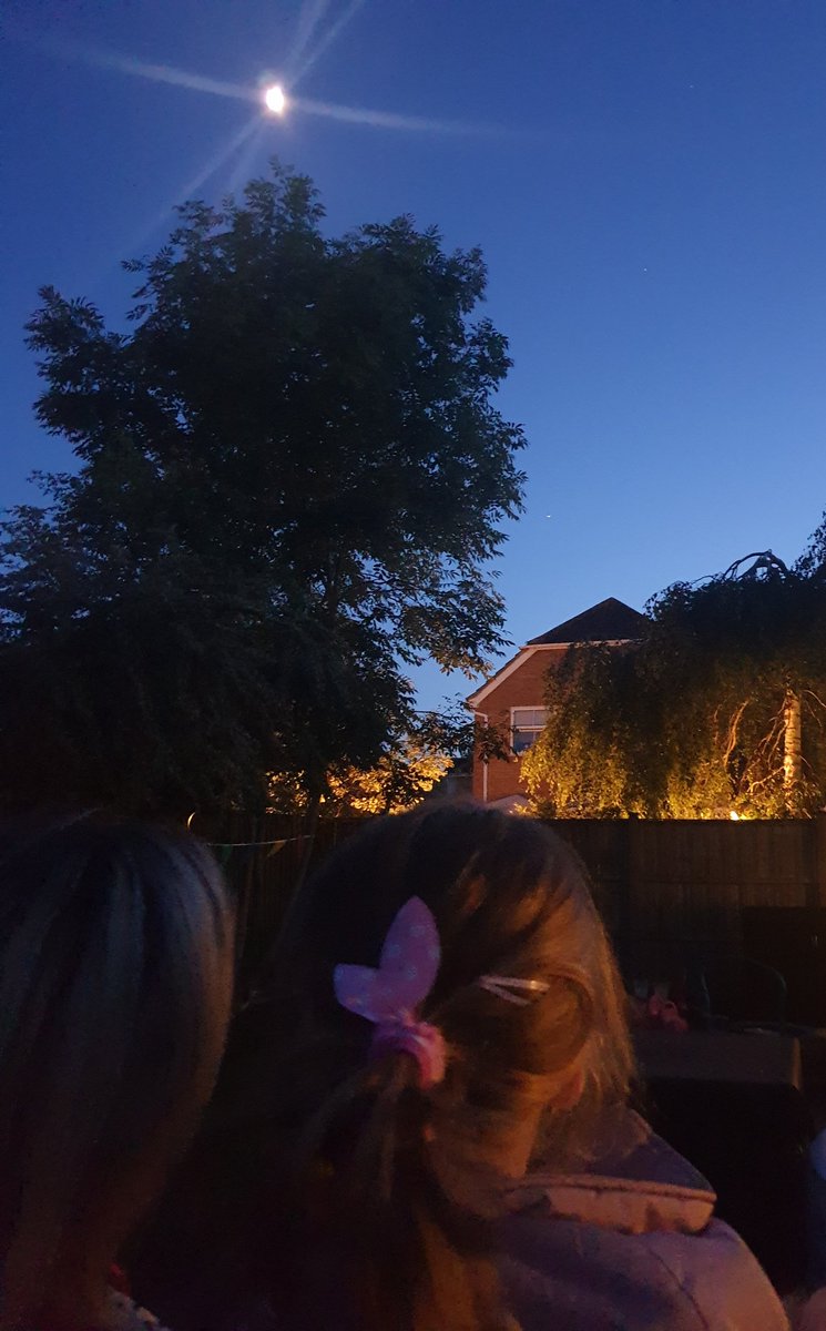 Leanne Rayner tweet media