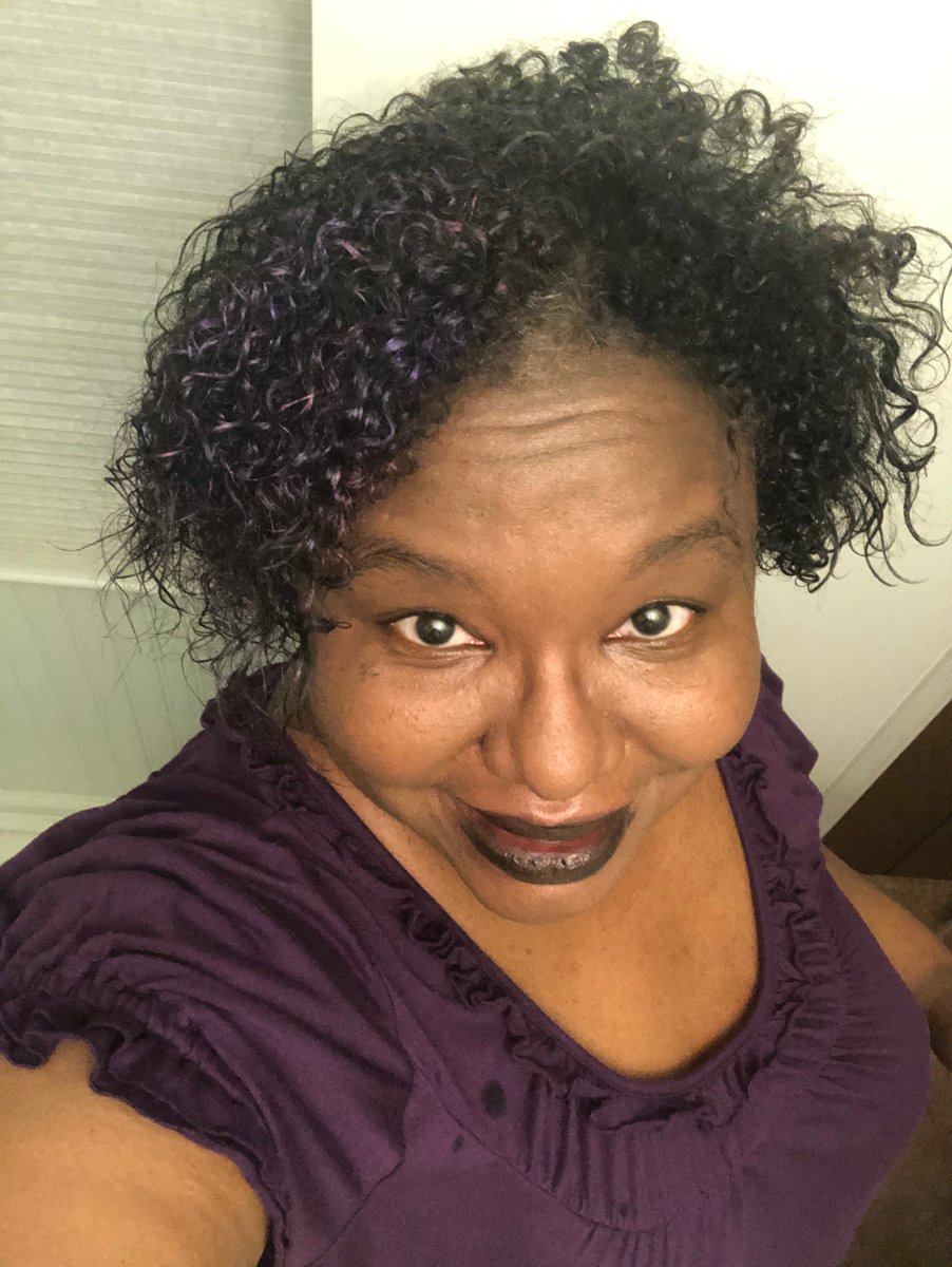 butterflylesson's tweet photo. Highlight your hair purple for #lupus awareness using Get Hued by @chronicurls Gemini Natural - https://t.co/0oculcEL3u #popofpurple #LupusAwarenessMonth https://t.co/z9f4lI672O