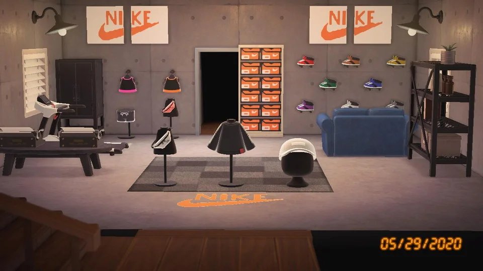 170. Une boutique Nike !(Source :  https://www.reddit.com/user/jbae0305/ )