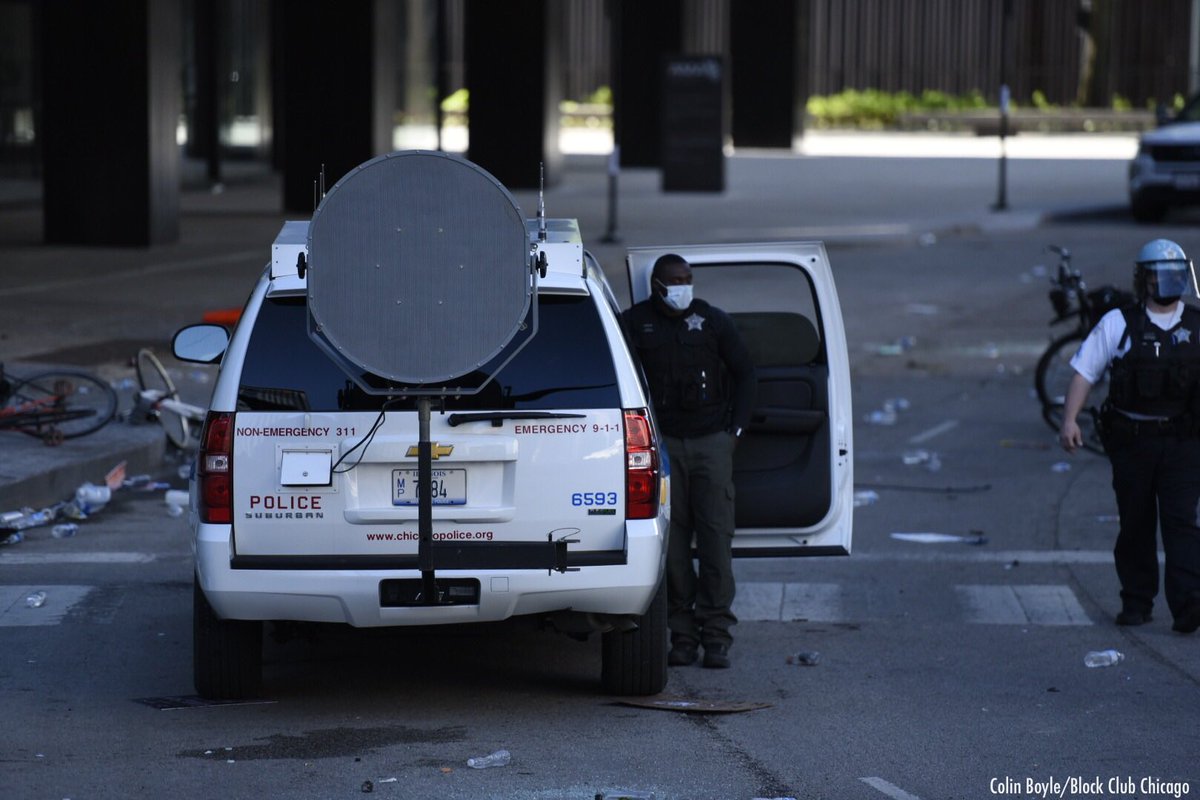 CW: Graphic images:CPD has deloyed an LRAD to make loud noises and announcements to disperse protesters from the Wabash Ave Bridge. State Patrol has moved me to the police's side of the bridge.  #GeorgeFloydProtest #OnAssignment for  @BlockClubCHI