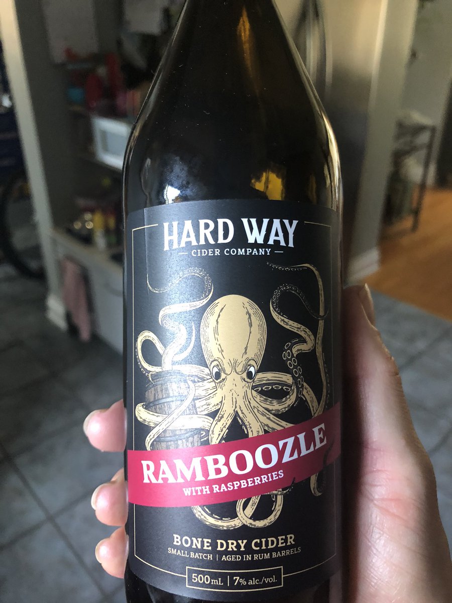 JulieInYGK's tweet image. Tried  a new-to me-cider tonight. It was delicious! @hardwaycider #local #ramboozle #localsips #saturday