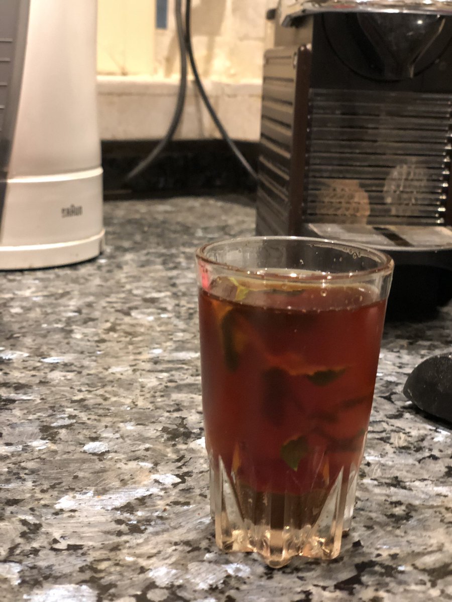 يعني كباية الشاي الخمسينة 😍😍

#littleJoy