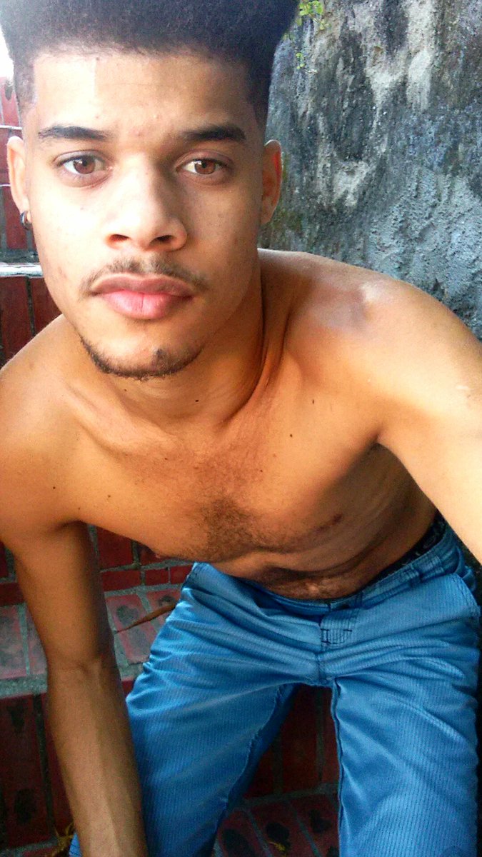 mr_nattan12's tweet photo. 🔆Todos os inimigos vão cair😼
#followtrick #COVID19 #follo4follo
#follo4folloback #follo4folloback #negro #gay #PoderLGBT https://t.co/aQHSqOMs5d
