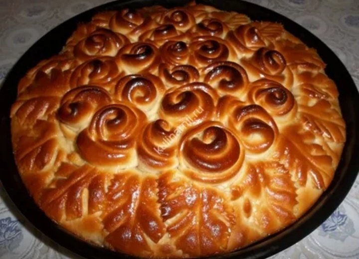 дрожжевое тесто. тесто на пирожки. пироги из дрожжевого опарного теста. пышное дрожжевое тесто. пирог на дрожжевом тесте на воде.