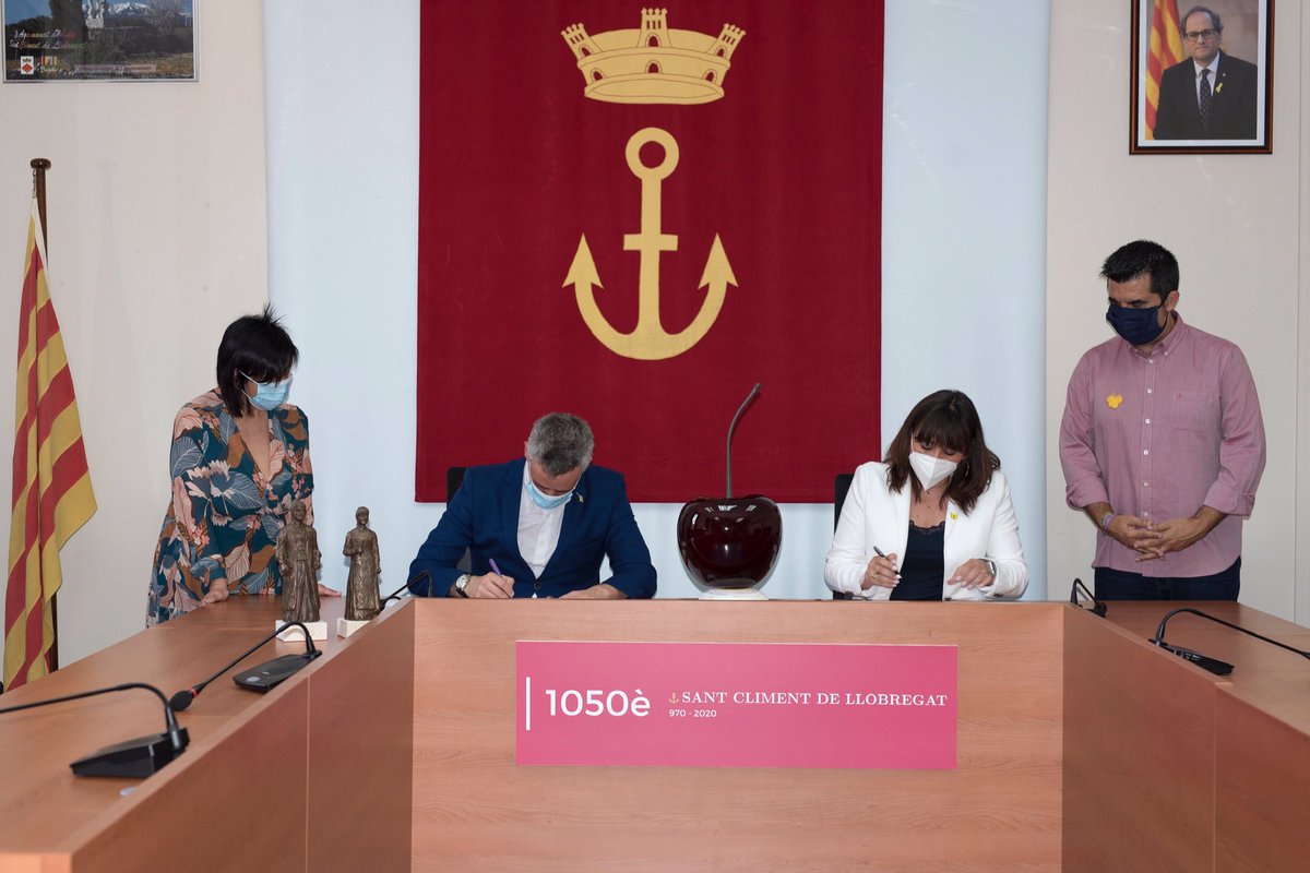 somacordmpal's tweet photo. #PACTEDEGOVERN Municipal entre @Pdecat_SCliment i @somacordmpal+@Esquerra_ERC a #Santcliment
✅Fem de l’Adversitat una Oportunitat
✅Detalls Pacte de Govern 👇
https://t.co/P5f6p2RbeX… https://t.co/BuHUy9jD4w