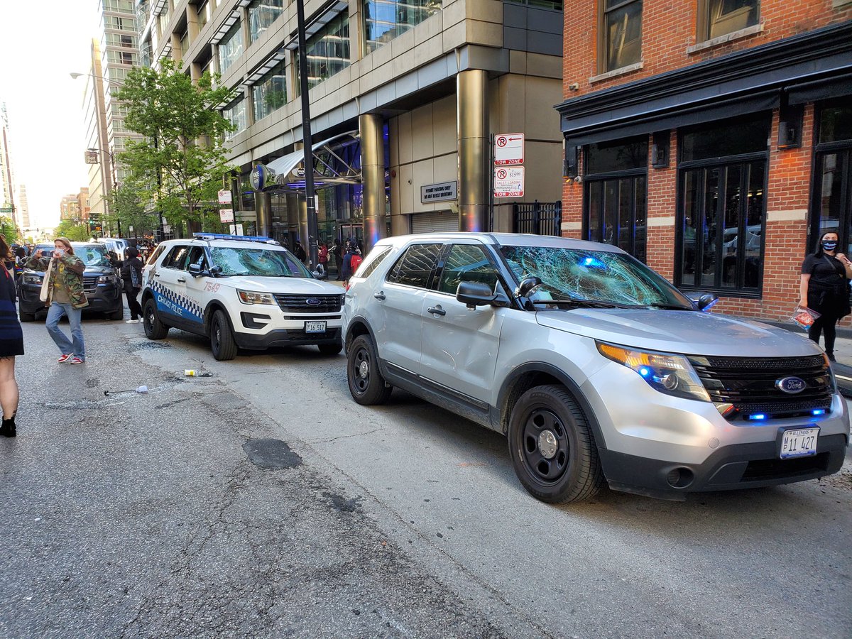 About 5 squad cars are damaged neare State ans Kinzie including one thats on its side.  #Chicago  #GeorgeFloyd