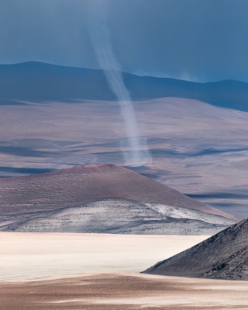SaltaVisit's tweet photo. Una tormenta en la puna, transforma el paisaje en una postal única. Gracias @SaltaSecretos por compartir su visita al salar de #Llullaillaco.
.
#TanLindaQueEnamora
#Salta
#VoyASalta
#ViajaMañana
#CompraHoy
#TogetherAtHome
#SaltaDesdeCasa https://t.co/I5zzj2OZBK
