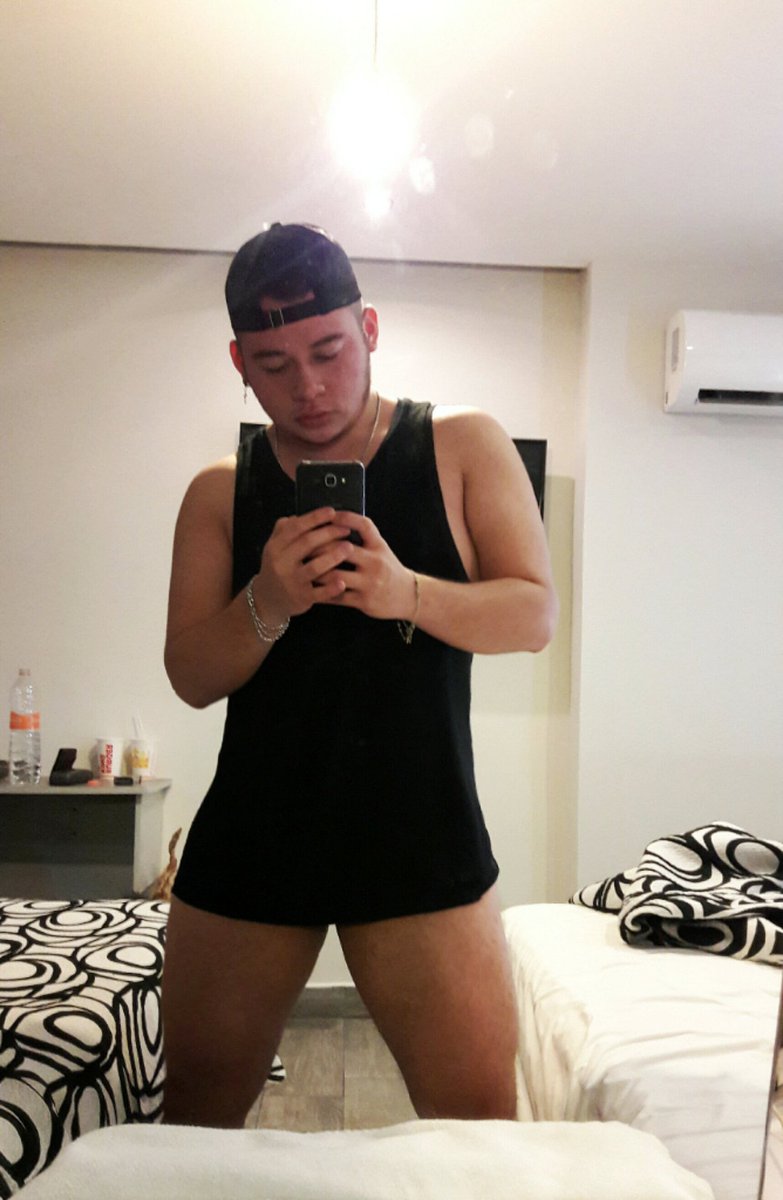 Ruben_jat's tweet photo. Mucho antojo con este clima 🥴🤔 https://t.co/qQSvB1o4lV