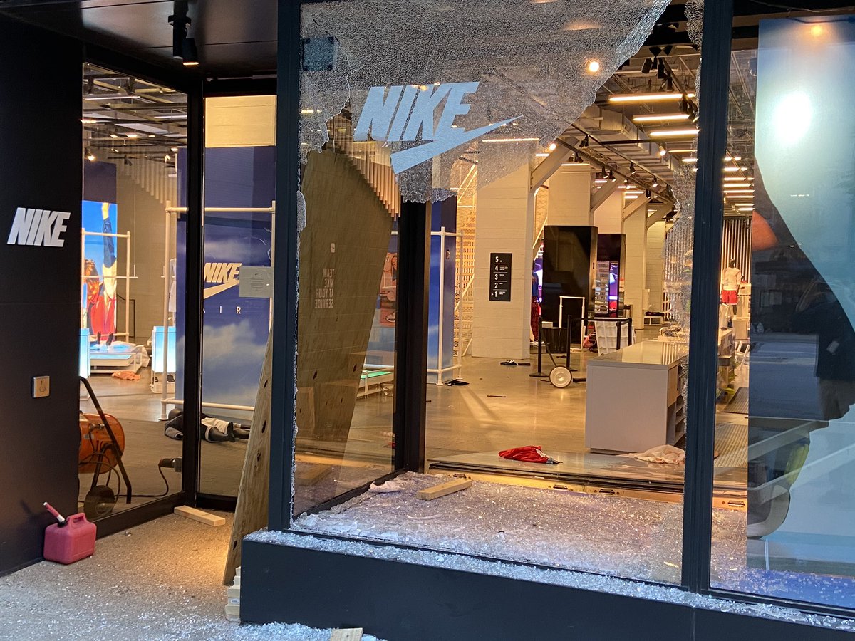 Nike store on Michigan Ave smashed 