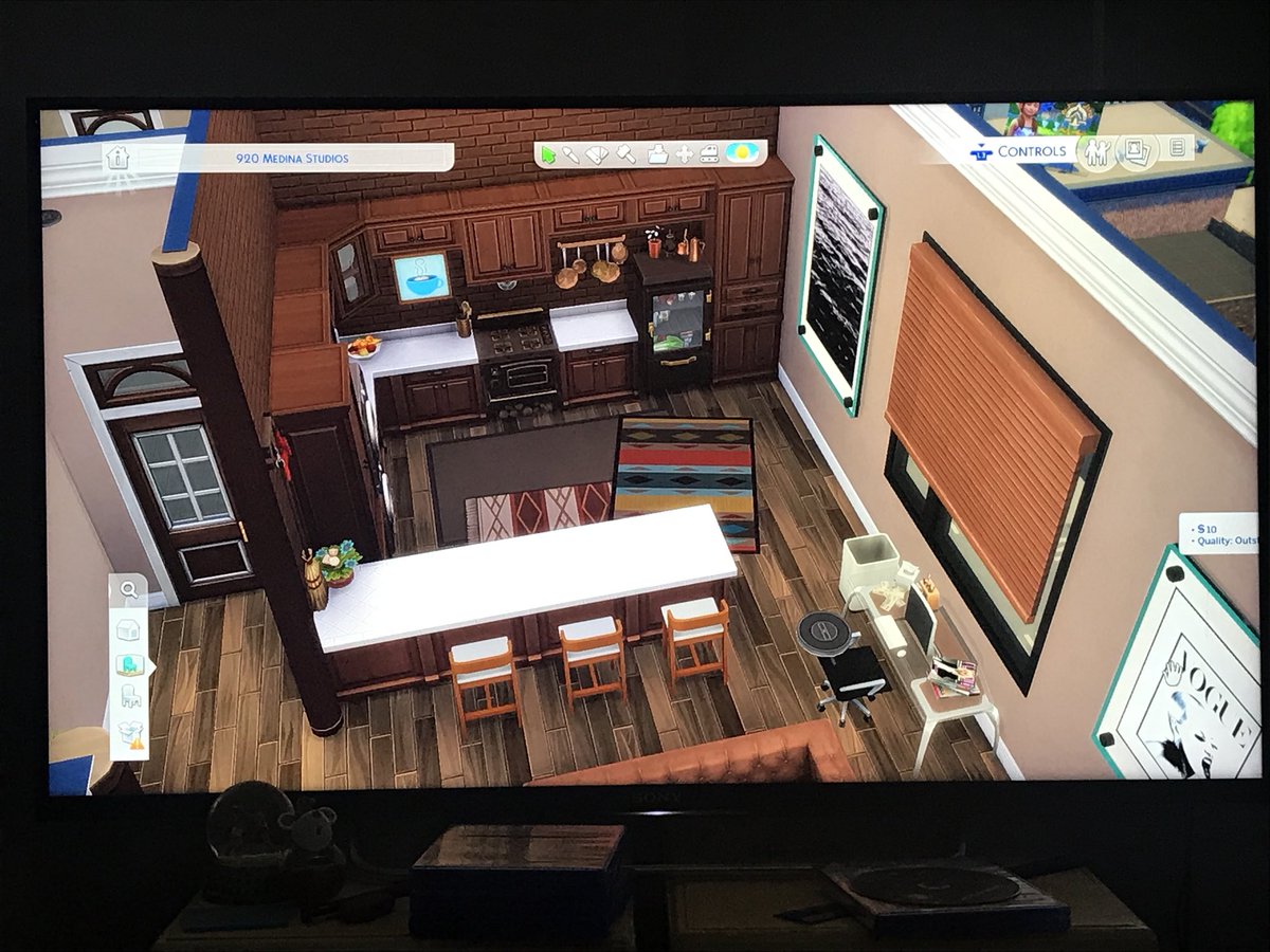 RenDeVoid's tweet photo. person: what you been up too?

me: playing the sims, are you even surprised at this point? there’s feck all else to do https://t.co/lmGJiVaL4W