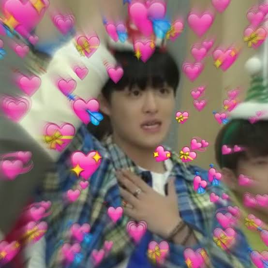 HJS_FAM's tweet photo. KEEP TWEETING HJS FAM! </3
#BBMAsChart4th @ygtreasuremaker #TREASURE #트레저 https://t.co/o1elo929Ys