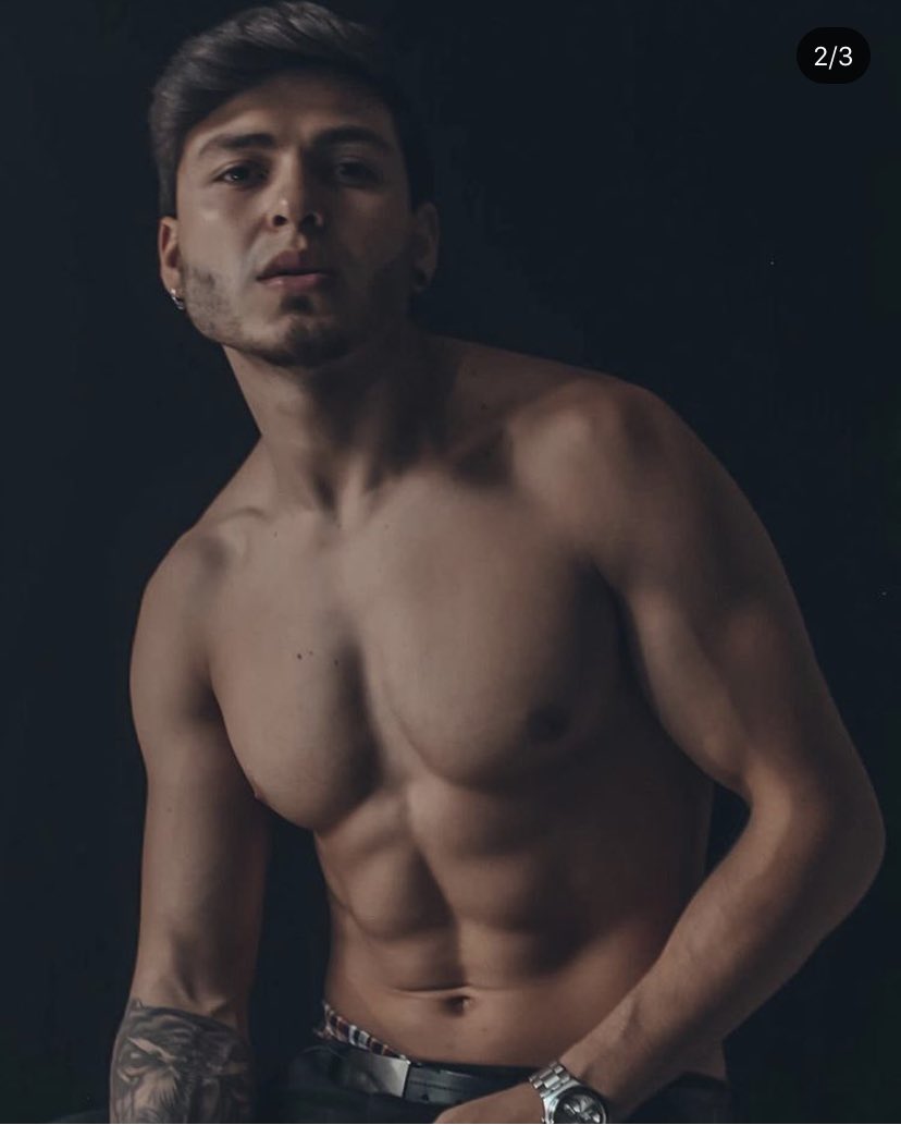 lindosdboyaca's tweet photo. Empecemos con nuestro Mister Boyacá 2018 !!                                      Que tienen que decir mis amigos !!! Alguien que tenga foticos o algo por decir de este #guapo BOYACENSE !!   Su nombre es Fabian Hernandez https://t.co/hZqyNnOyUI