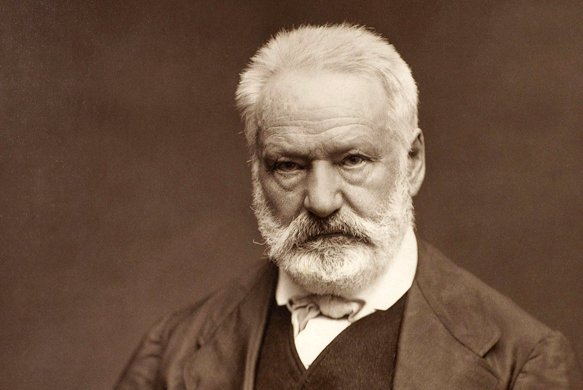 'Beni mahveden şey; bana yalan söylemiş olman değil, sana bir daha inanmayacak olmamdır.' - Victor Hugo