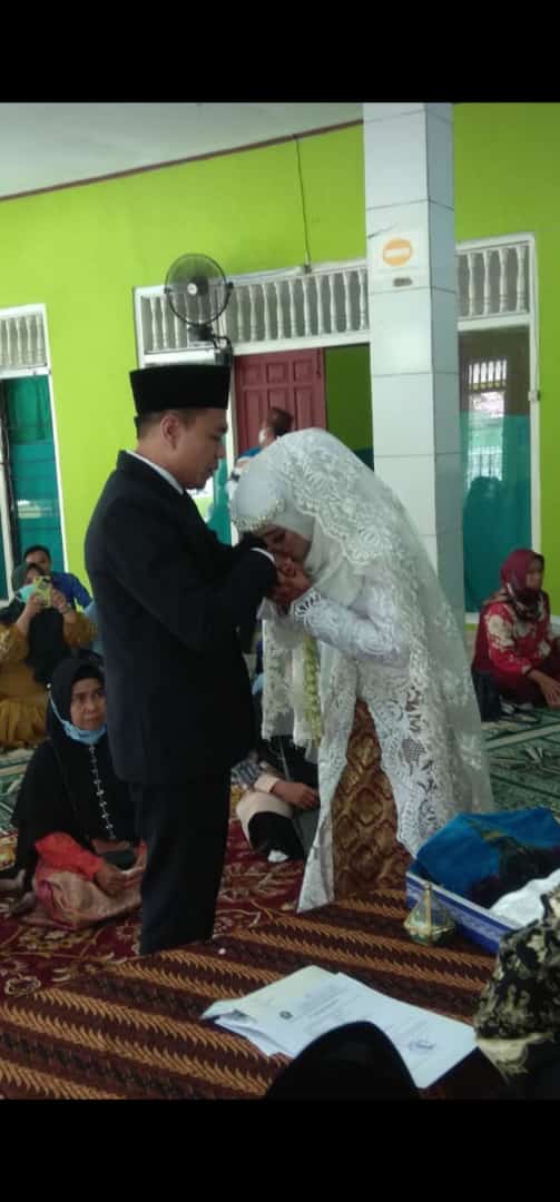 ILRainbow685's tweet photo. Sahabat Idealist Leaders 2011 
Al Ustadz Salman Al Farisi dari Lampung
..
Semoga menjadi Keluarga Sakinah Mawaddah Warrohmah..Aamiin
.
#idealistleaders
#idealistwedding
#ilrainbow
#idealistrainbow https://t.co/tyyuLDBjsa