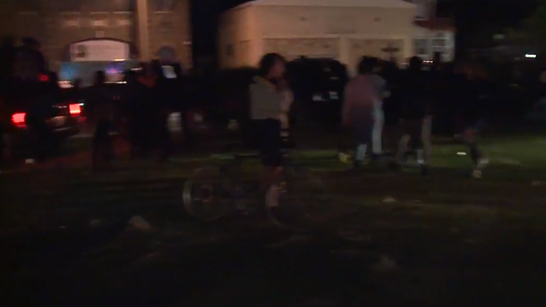 fox6now's tweet image. #LIVE: The scene at 27th and Center in Milwaukee amid a 9 p.m. curfew: fox6now.com/on-air/live-st…