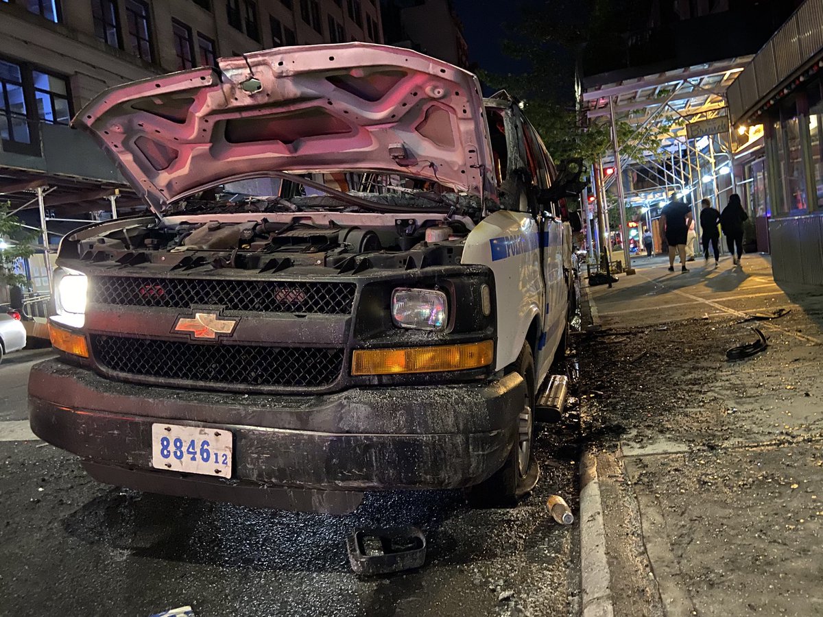 EZUE8NwXsAEOalX?format=jpg&name=medium