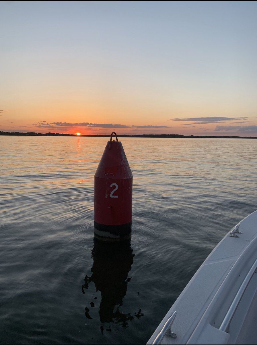Job perks 👌
#towboatus #towjammmarine #chesapeake #towboat #saturday #weekendvibes #boatus