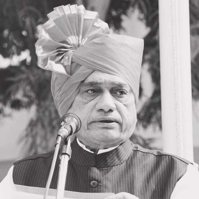 mishashikant's tweet photo. महाराष्ट्र राज्याचे माजी कृषीमंत्री 
लोकनेते स्व.पांडुरंगजी (भाऊसाहेब) फुंडकर यांच्या स्मृतिदिनानिमित्त विनम्र अभिवादन..!🙏
#BhausahebFundkar
@advakash  @sagarphundkar https://t.co/8QMQcw7r4e