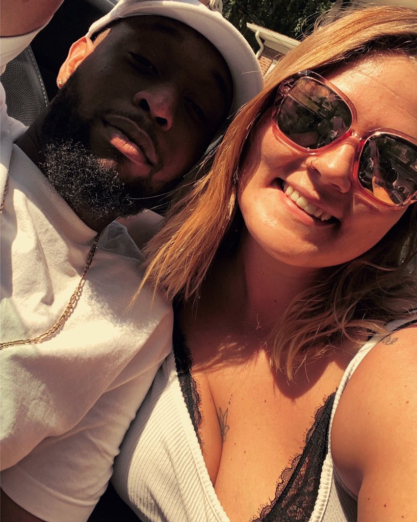 xopaiiiige's tweet photo. I ADORE MY CHOCOLATE MAN. 😍 #nomatterthecolor #everyoneisbeautiful #endtheracism ✅

And YES, dating out of your race is PERFECTLY FINE! https://t.co/3waQ13K5Qw