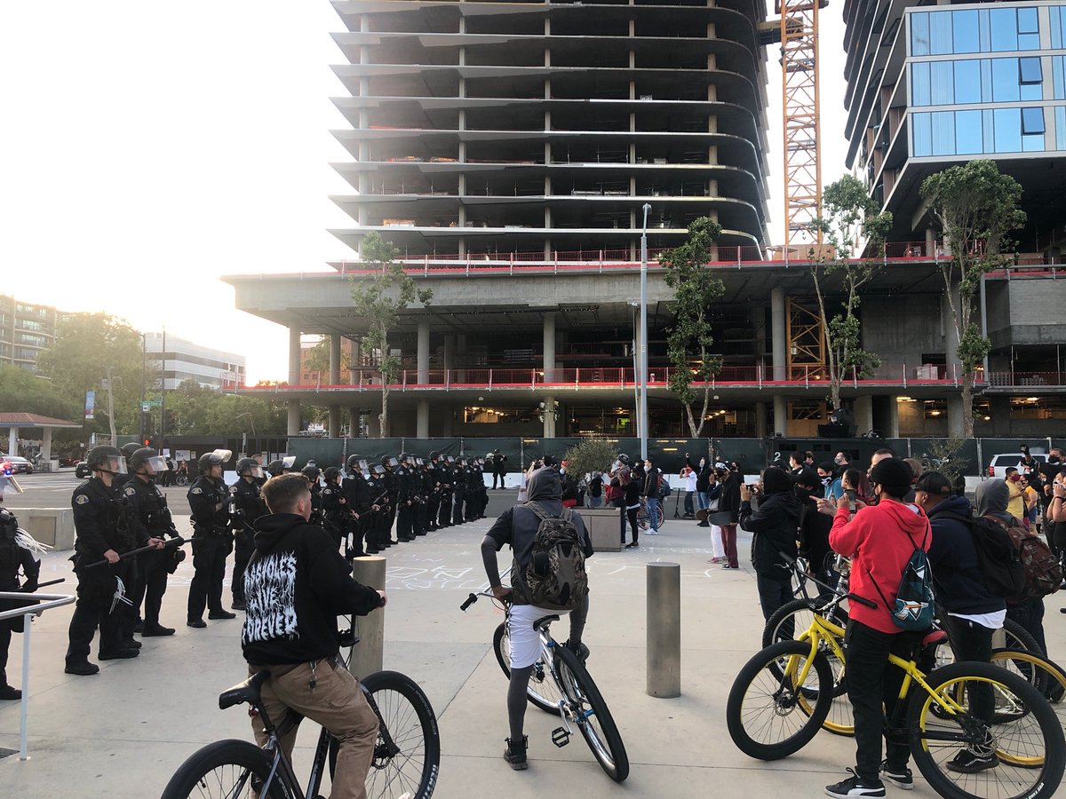 Back in downtown San José near city hall, where intense police standoff played out during  #GeorgeFloyd protests yesterday. Protesters filling about half a block so far, heavy police presence  @mercnews
