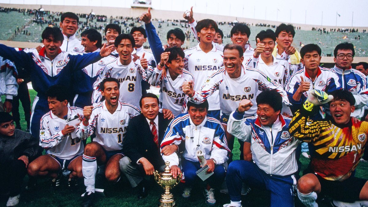 트위터의 K U Hilo 님 1992 93 アジアカップウィナーズカップ決勝はhome Awayともにこのユニ着用してたよね このユニでマリノスはアジア制覇している T Co Vdgco0z76g