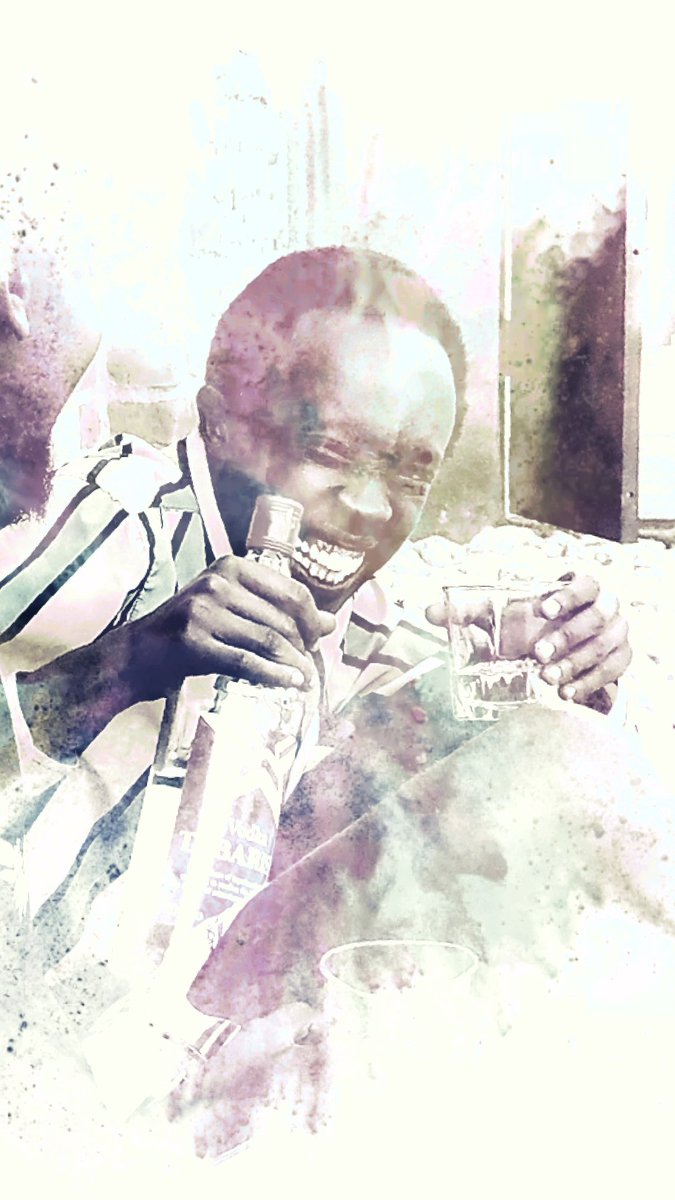 #RwOT  A happy birthday to you <a href="/babujoe56/">Babu Joe🇷🇼</a> our very own CEO. To more years of happiness and success.